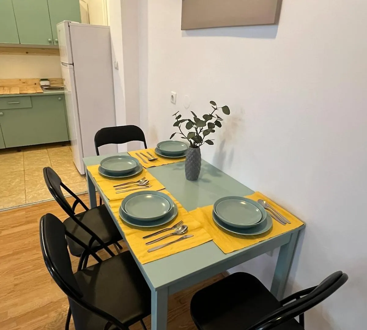 Middle Old Town Apartment Bucareste 0*,